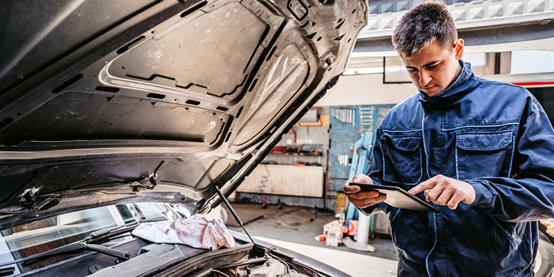 How Your Local Auto Body Shop Can Help Retain Your Car’s Value