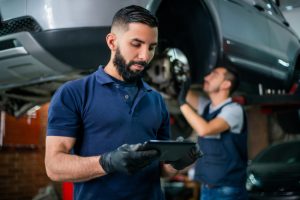 Three Things to Consider When Choosing an Auto Body Shop